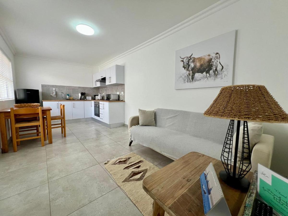 Auobcorner Apartment วัลวิสเบย์ ภายนอก รูปภาพ